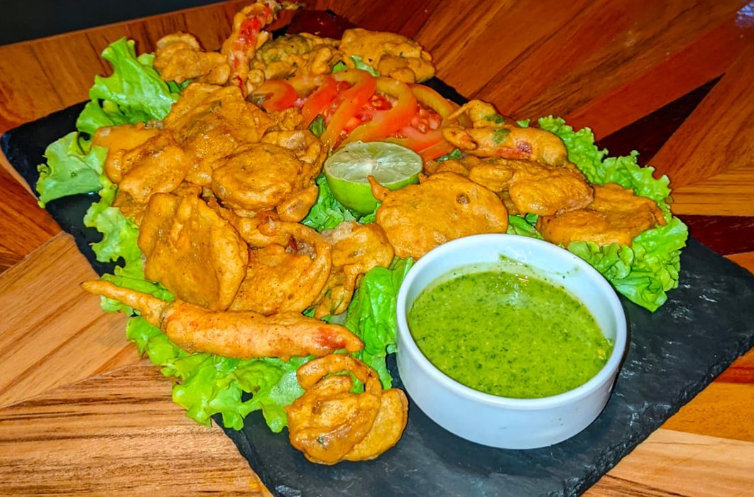 Mix Pakoda