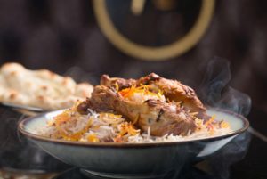 Chicken Biryani Quantum Isoraka Antananarivo – riz basmati safran, poulet mariné et vapeur